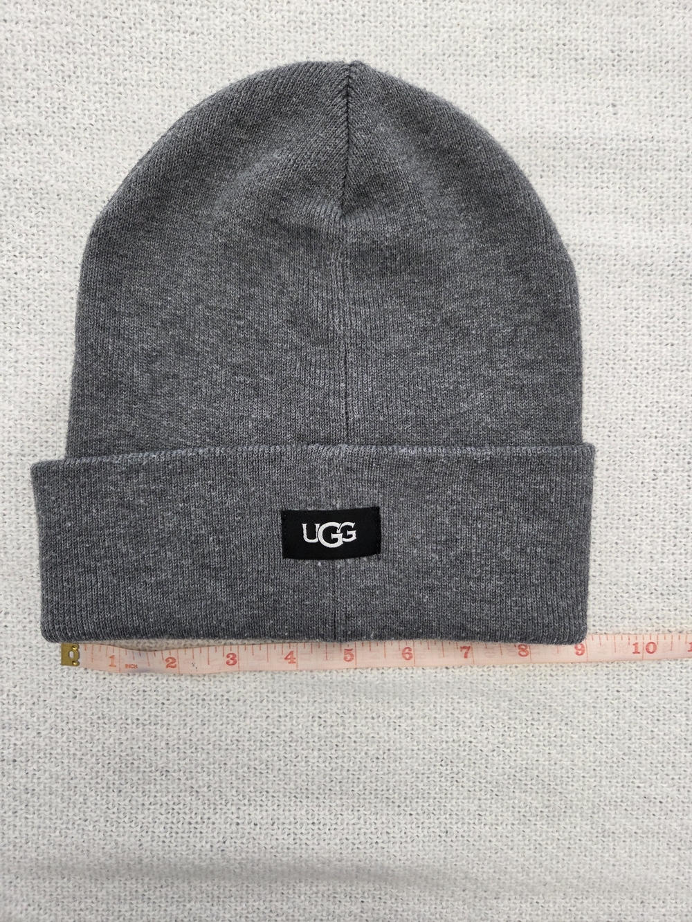 UGG Men’s Charcoal Gray Ribbed Cuff Beanie - Picture 4 of 4